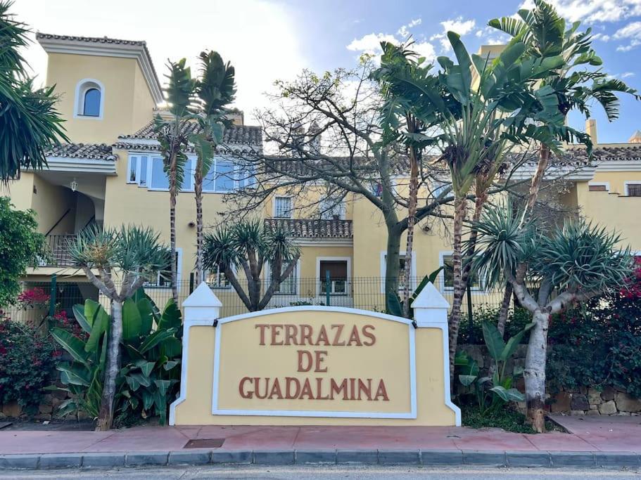 Atico Nuevo En Lujosa Urbanizacion Junto A Restaurantes Y Cafeterias Appartamento Marbella